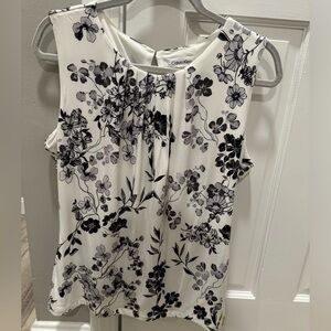 Calvin Klein floral dressy sleeveless top. Lined. Black and white,size large